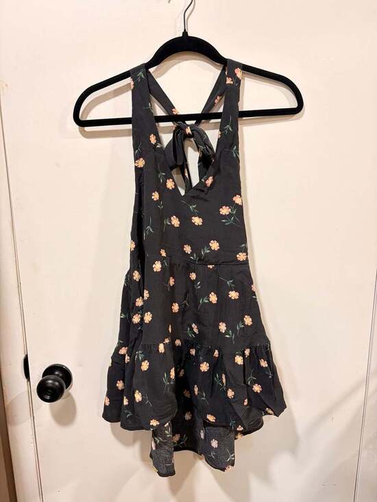 American Eagle Tops - American Eagle Black Orange Floral Open Back Halter Top Shirt Size XXS